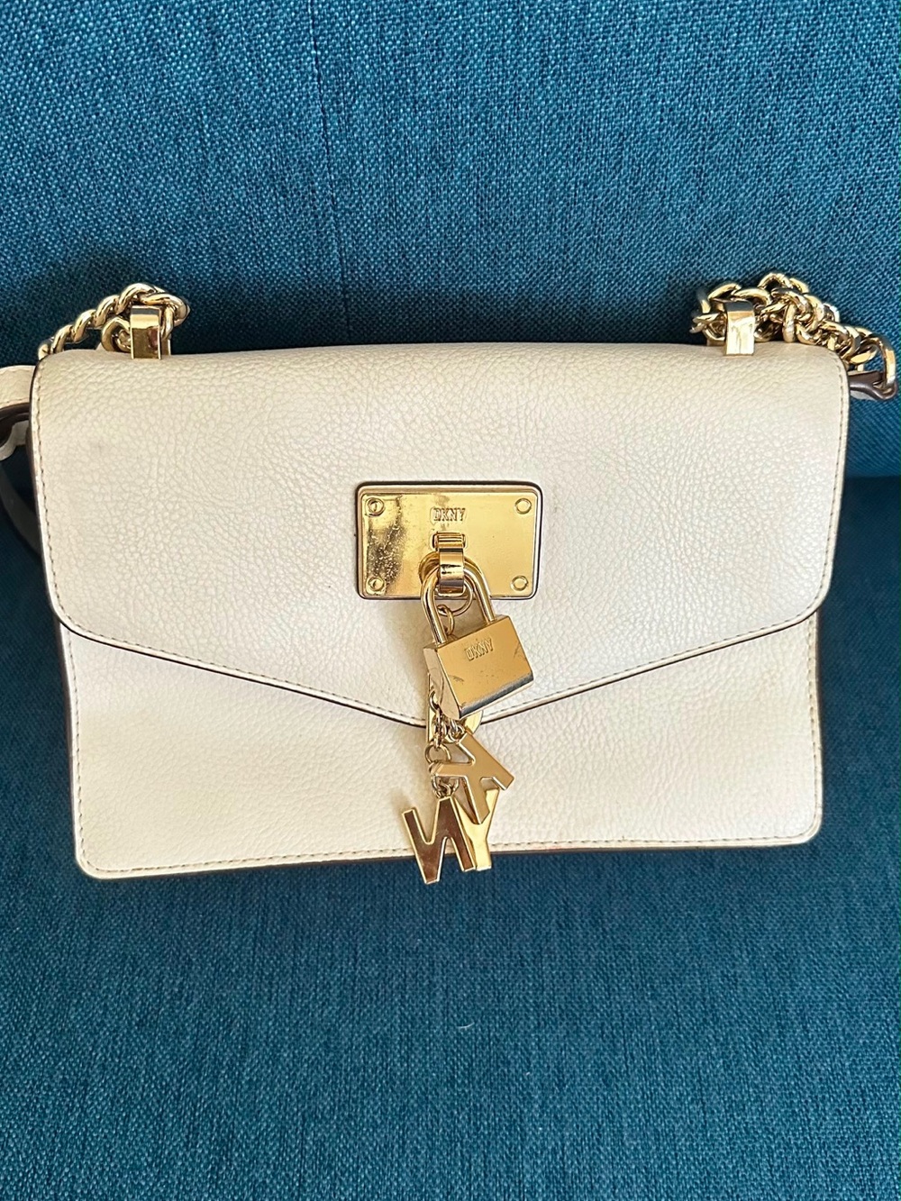 DKNY Cream Leather Shoulder Bag with Gold Chain and Logo Charm
